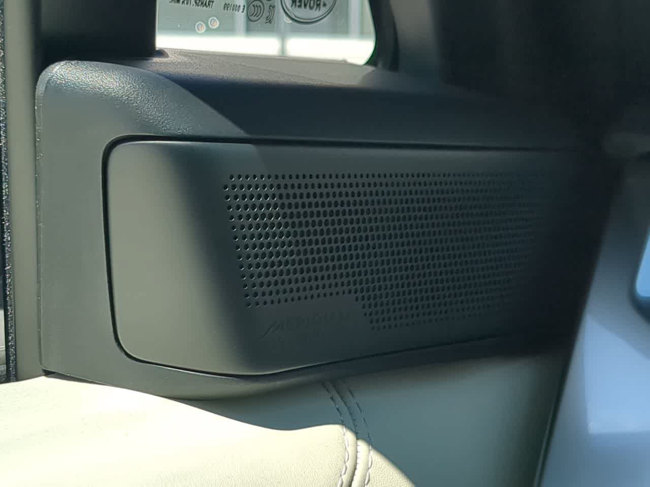 New 2026 Land Rover Range Rover SE AWD/4WD image 32