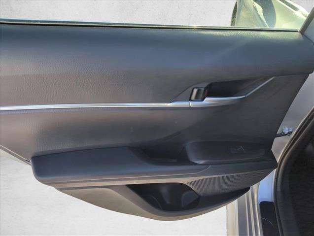 Used 2024 Toyota Camry SE FWD image 7