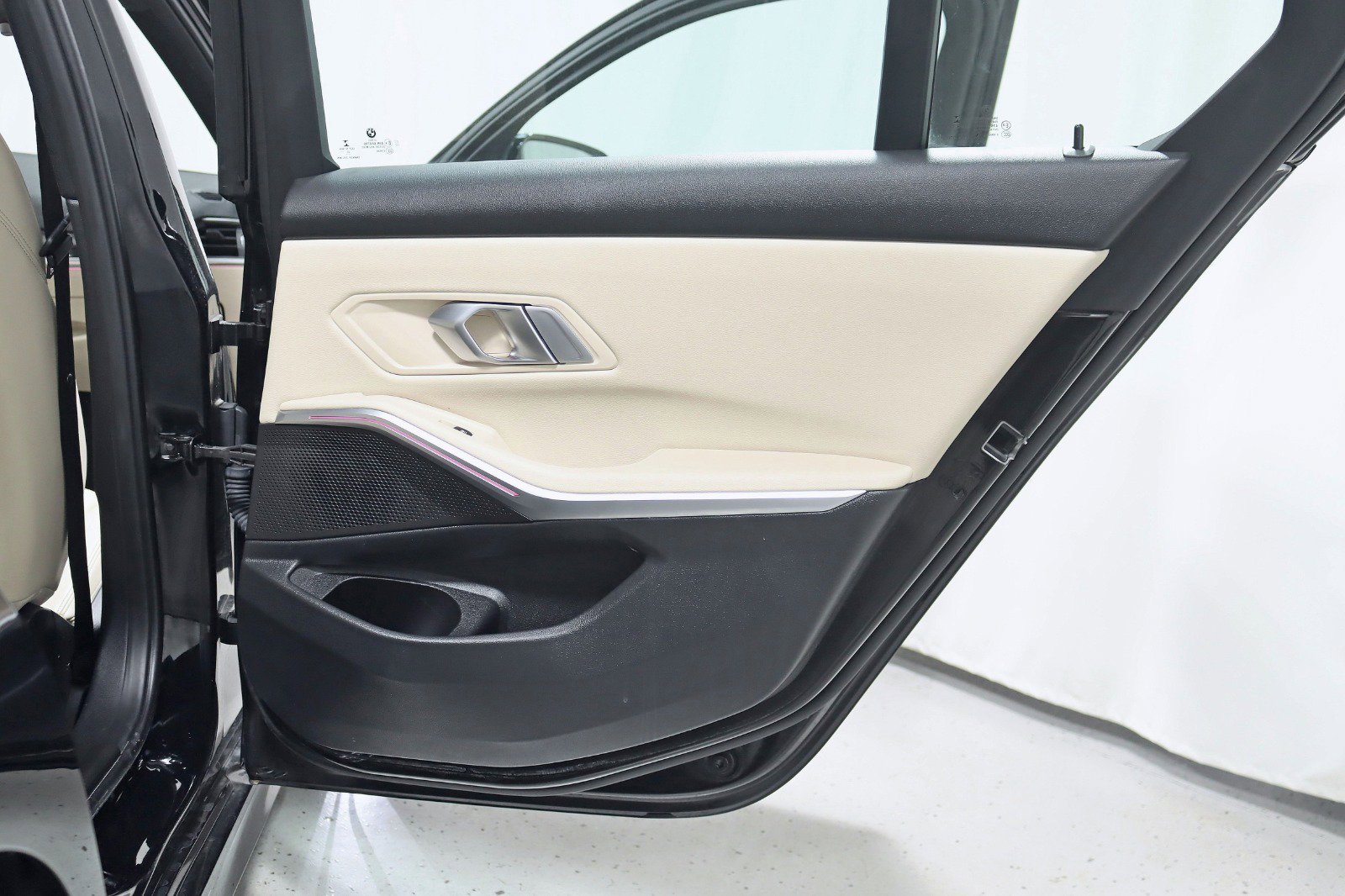 Used 2023 BMW 330i 330i-Premium Package w/ Premium Package image 37