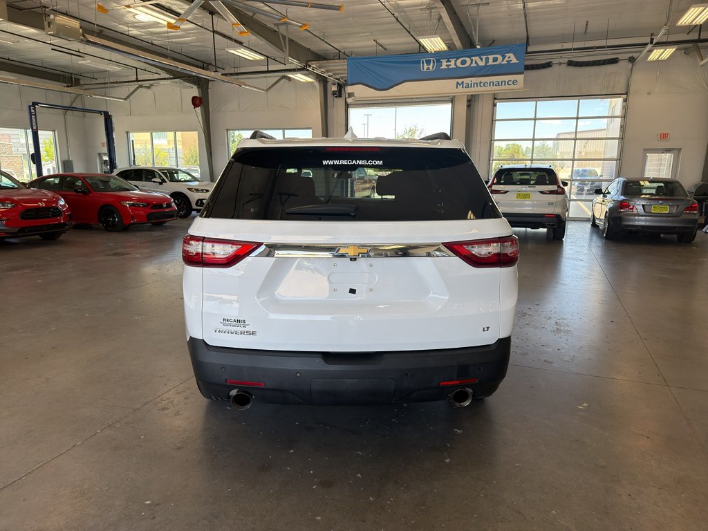 Used 2020 Chevrolet Traverse LT FWD image 4