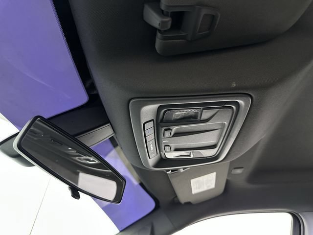 Used 2021 Chevrolet Silverado 1500 Custom RWD image 19