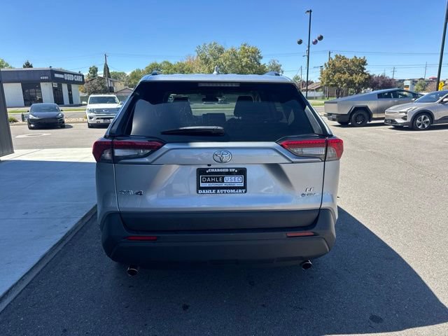 Used 2025 Toyota RAV4 LE AWD/4WD image 5