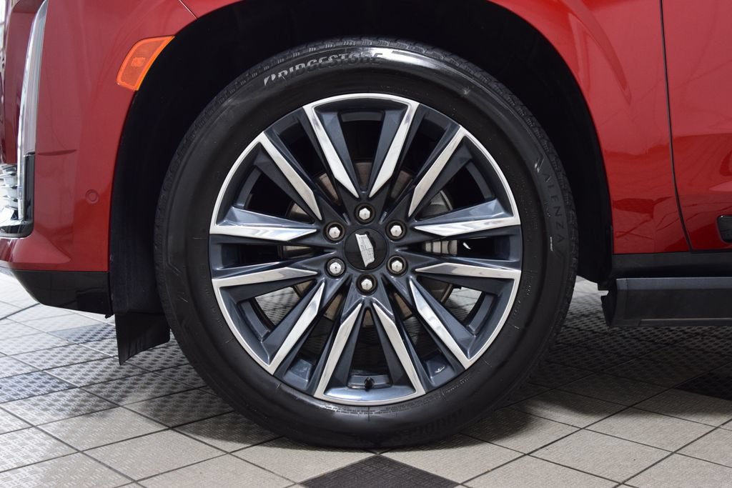 Used 2024 Cadillac Escalade Sport w/ Touring Package AWD/4WD image 30