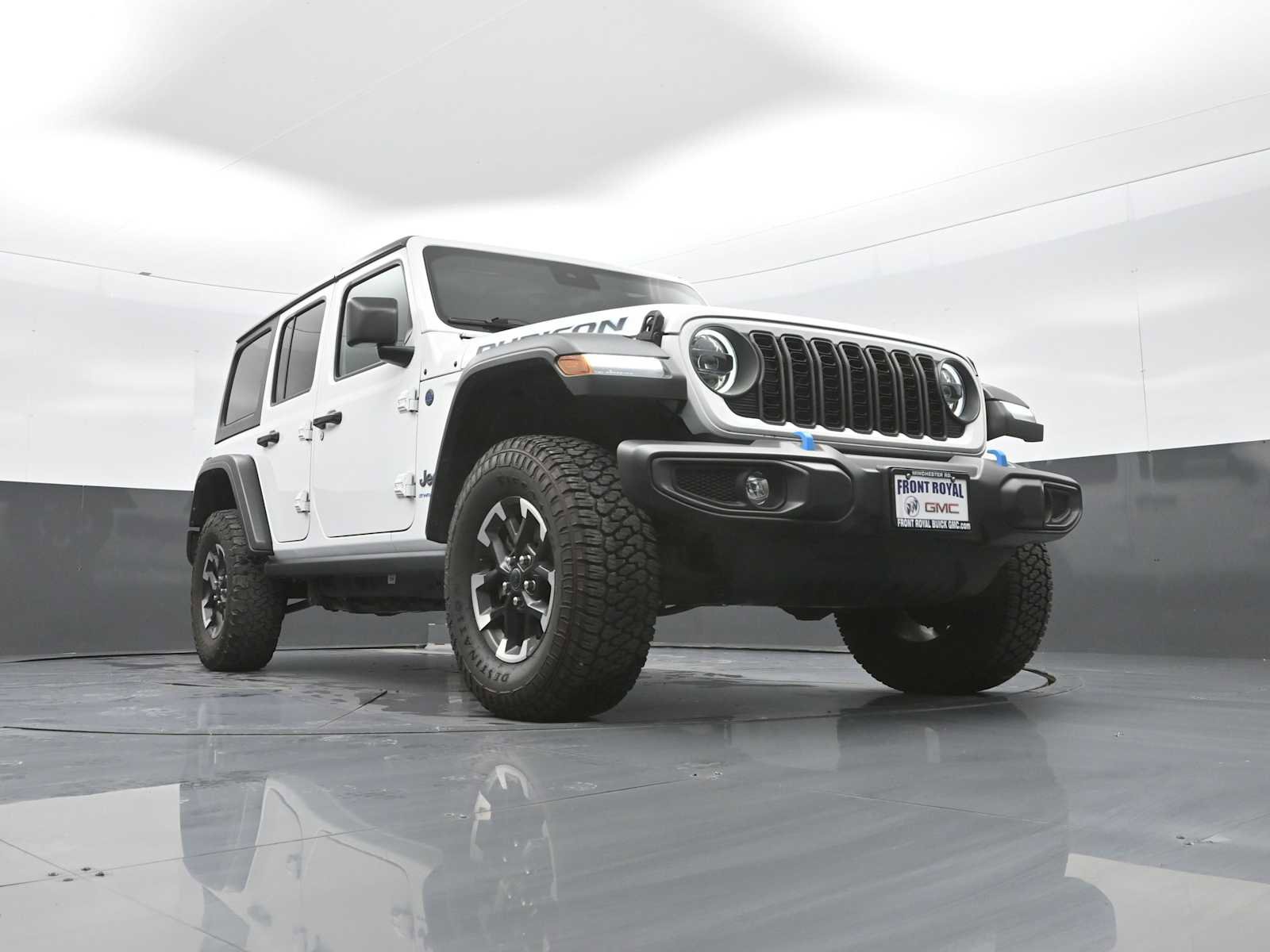 Used 2024 Jeep Wrangler Unlimited Rubicon 4xe AWD/4WD image 46