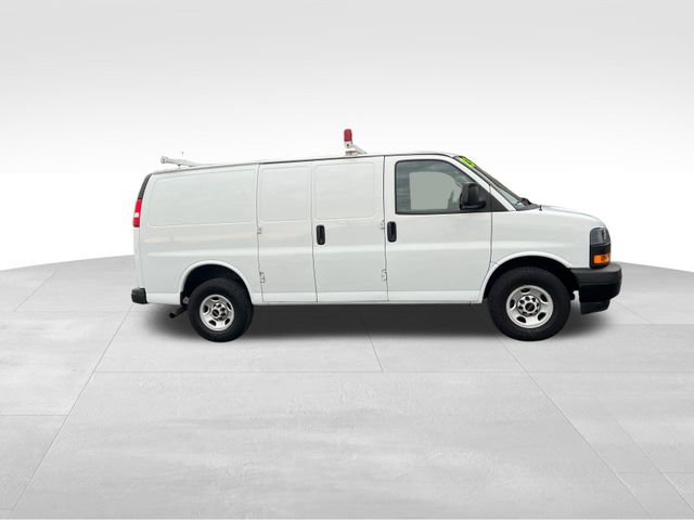 Used 2023 GMC Savana 2500 w/ Driver Convenience Package image 4