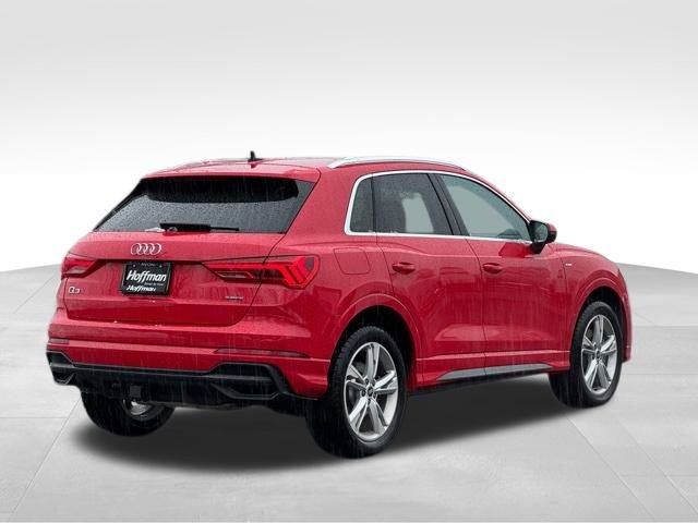 Used 2023 Audi Q3 2.0T Premium Plus w/ Premium Plus Package image 7
