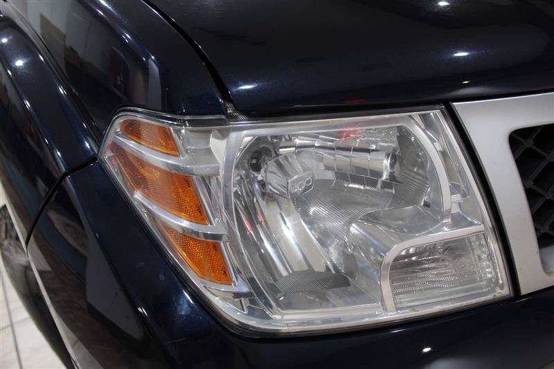 Used 2019 Nissan Frontier PRO-4X w/ Pro-4x Luxury Package AWD/4WD image 10
