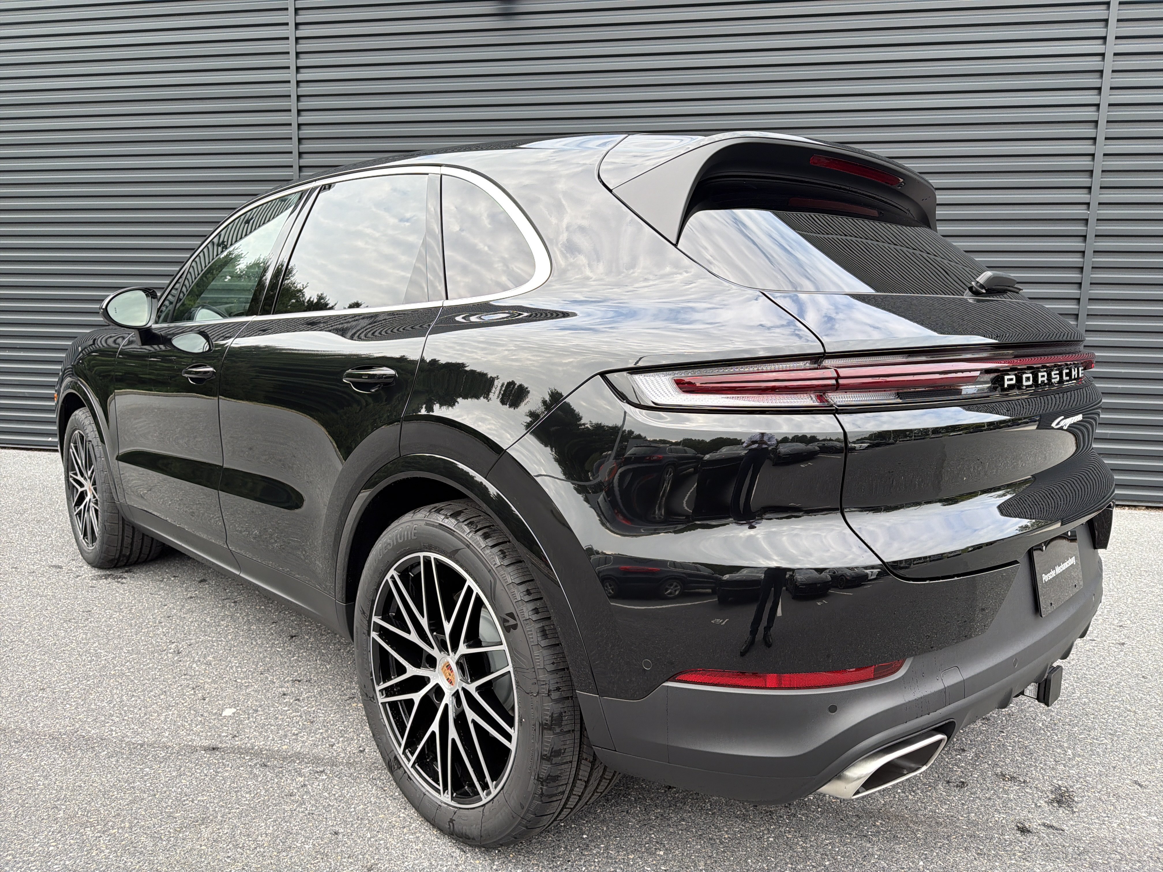 New 2026 Porsche Cayenne AWD/4WD image 3