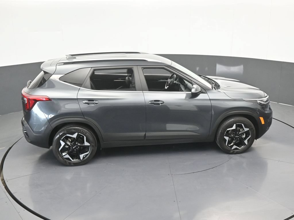 Used 2024 Kia Seltos EX FWD image 53