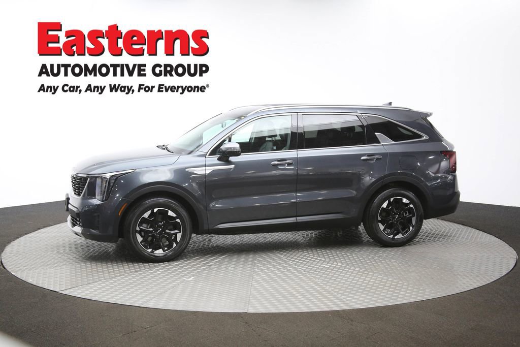 Used 2024 Kia Sorento S image 60