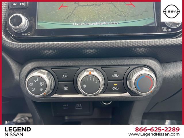 Used 2024 Nissan Kicks SV image 28