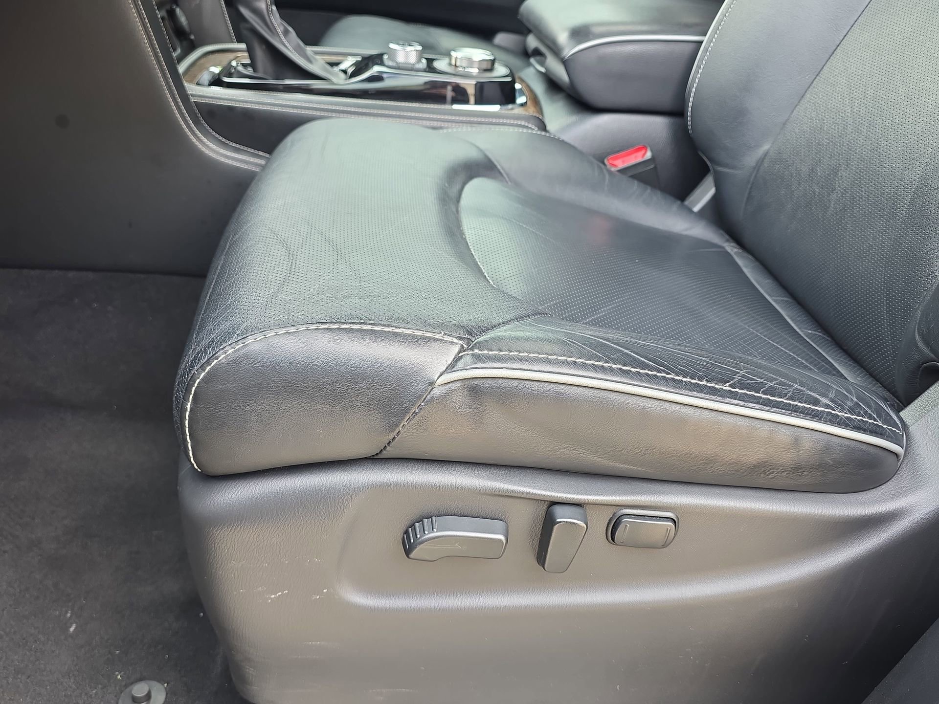 Used 2021 INFINITI QX80 Premium Select w/ Cargo Package AWD/4WD image 28