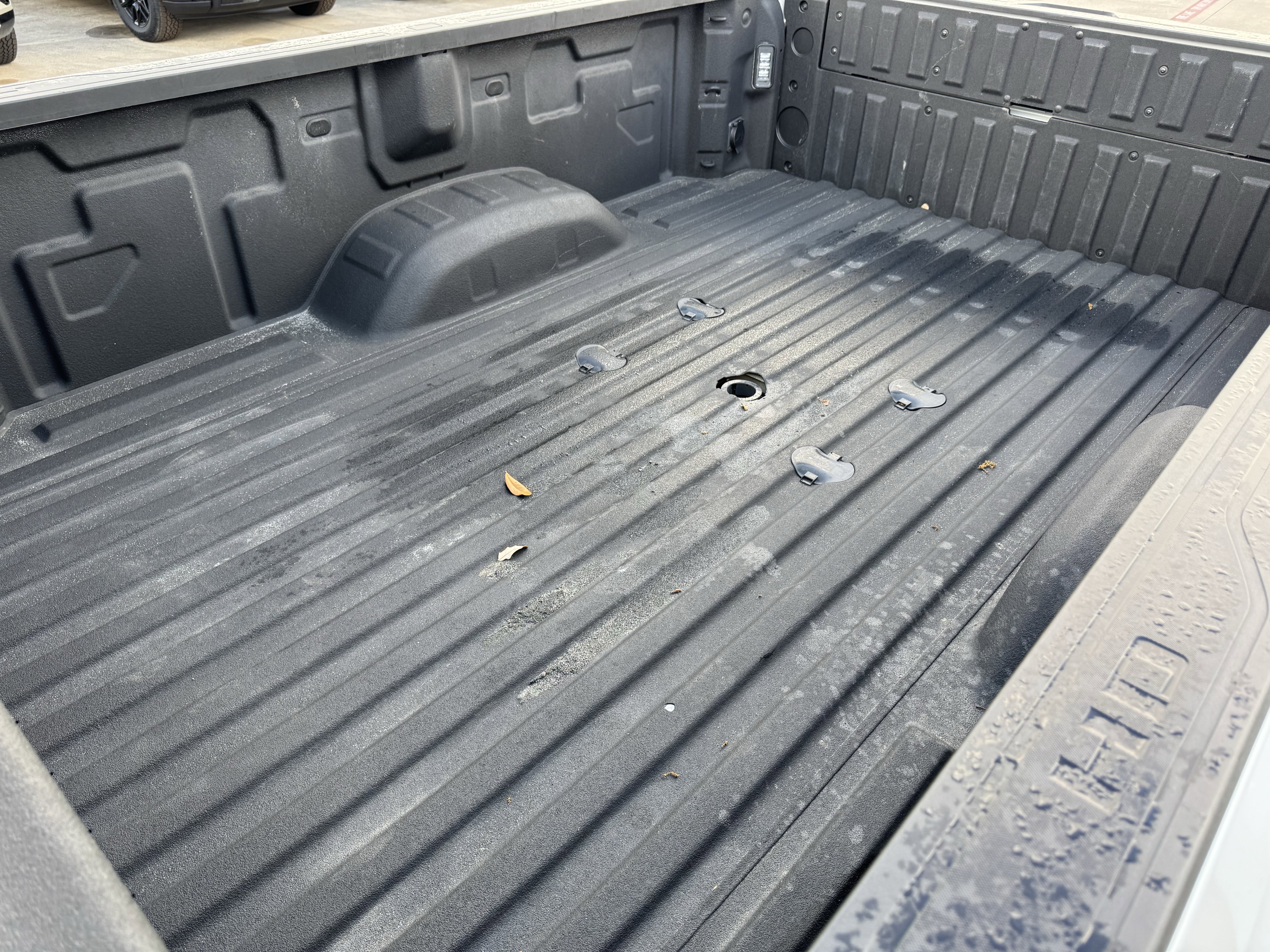 Used 2025 GMC Sierra 3500 Denali image 31