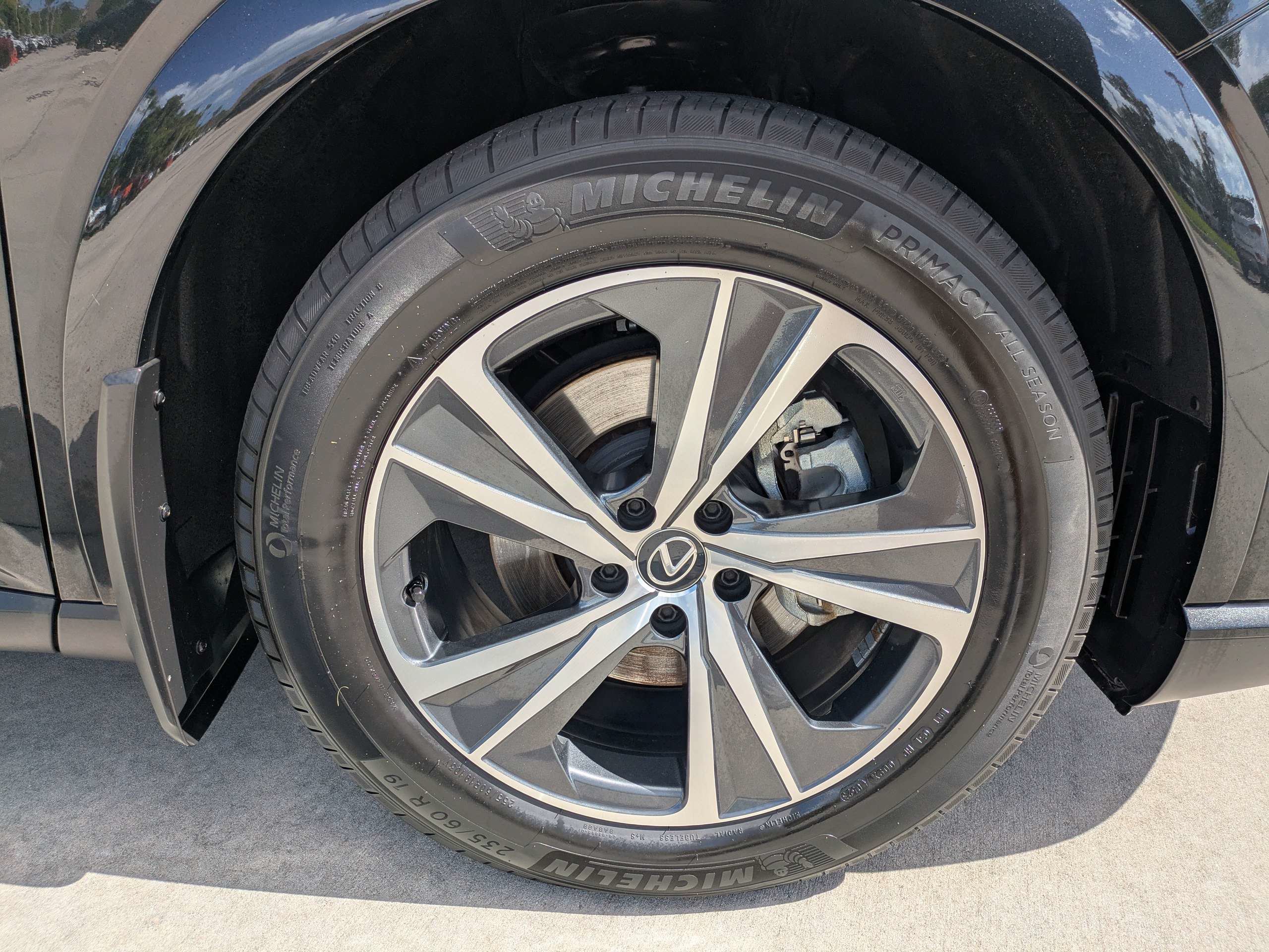 Used 2023 Lexus RX 350 Premium w/ Cold Area Package FWD image 11