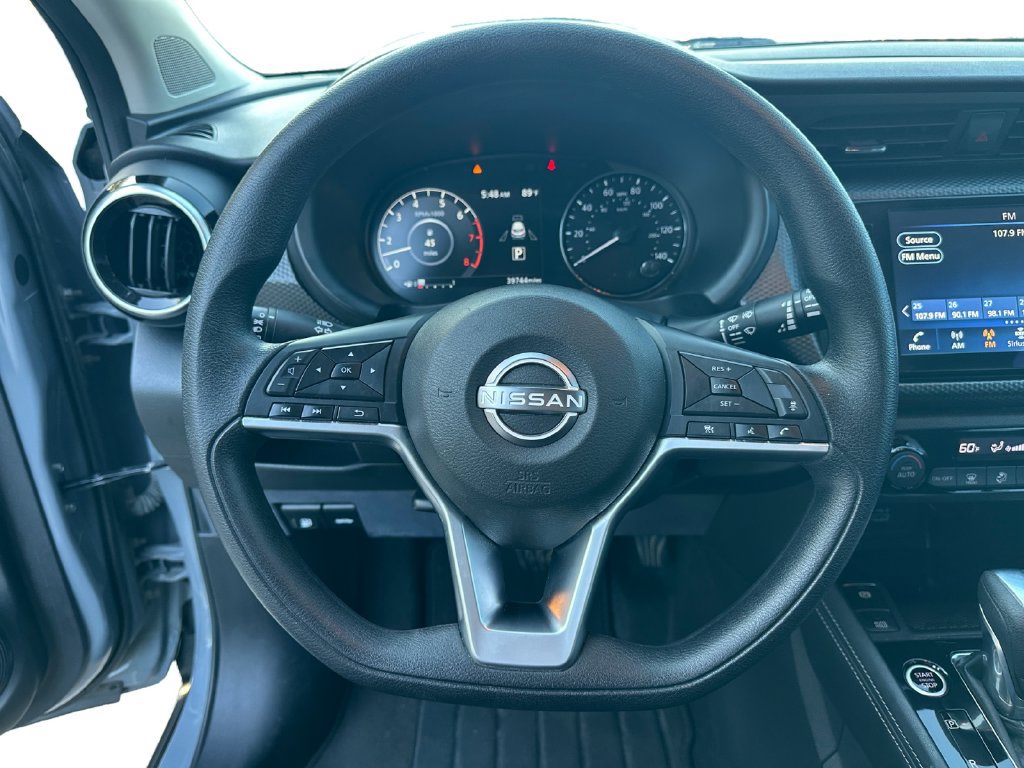 Used 2022 Nissan Kicks SV FWD image 13