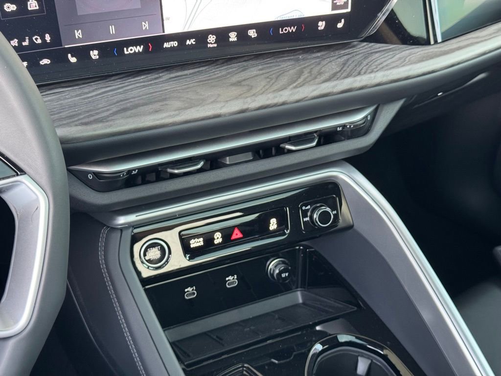 New 2025 Audi Q5 Prestige image 33