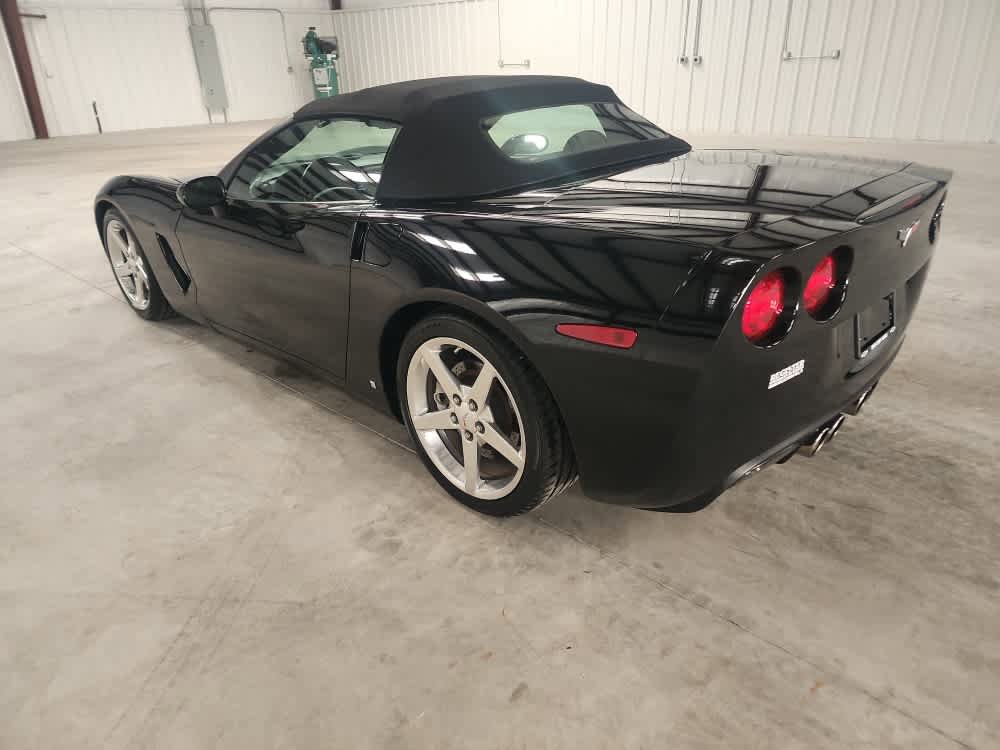 Used 2007 Chevrolet Corvette Convertible w/ Preferred Equipment Group RWD image 3