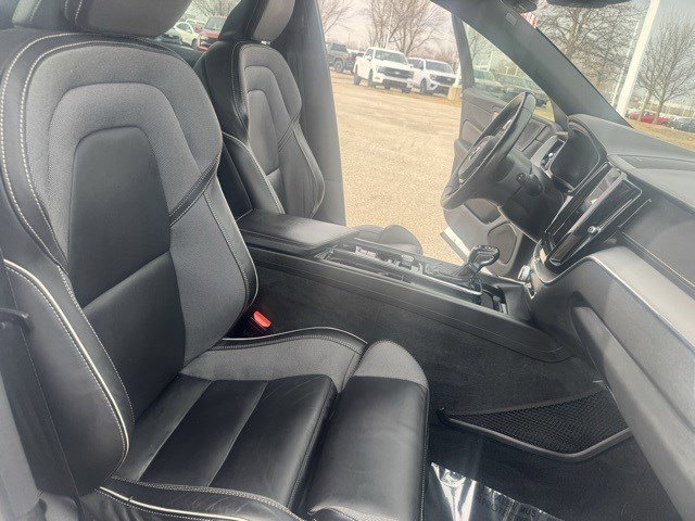 Used 2021 Volvo XC60 T5 R-Design w/ Protection Package Premier image 35