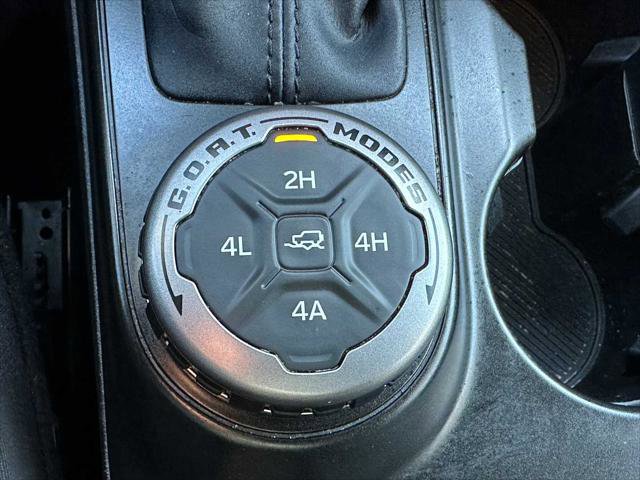 Used 2022 Ford Bronco Badlands image 33