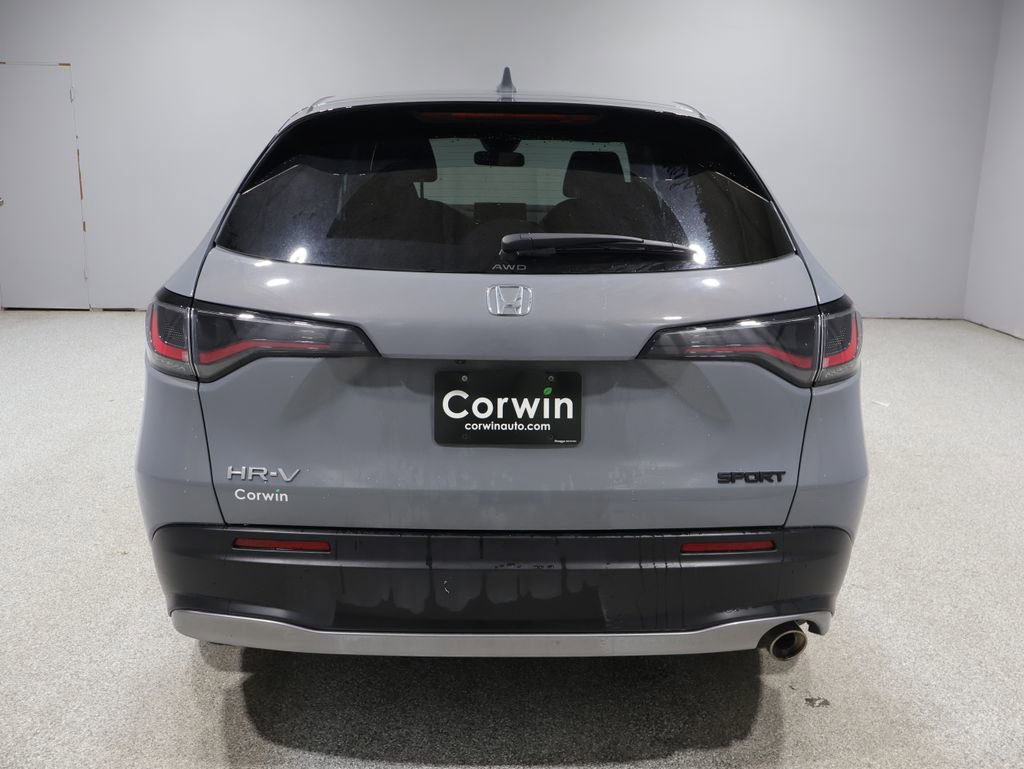 Used 2024 Honda HR-V Sport image 4