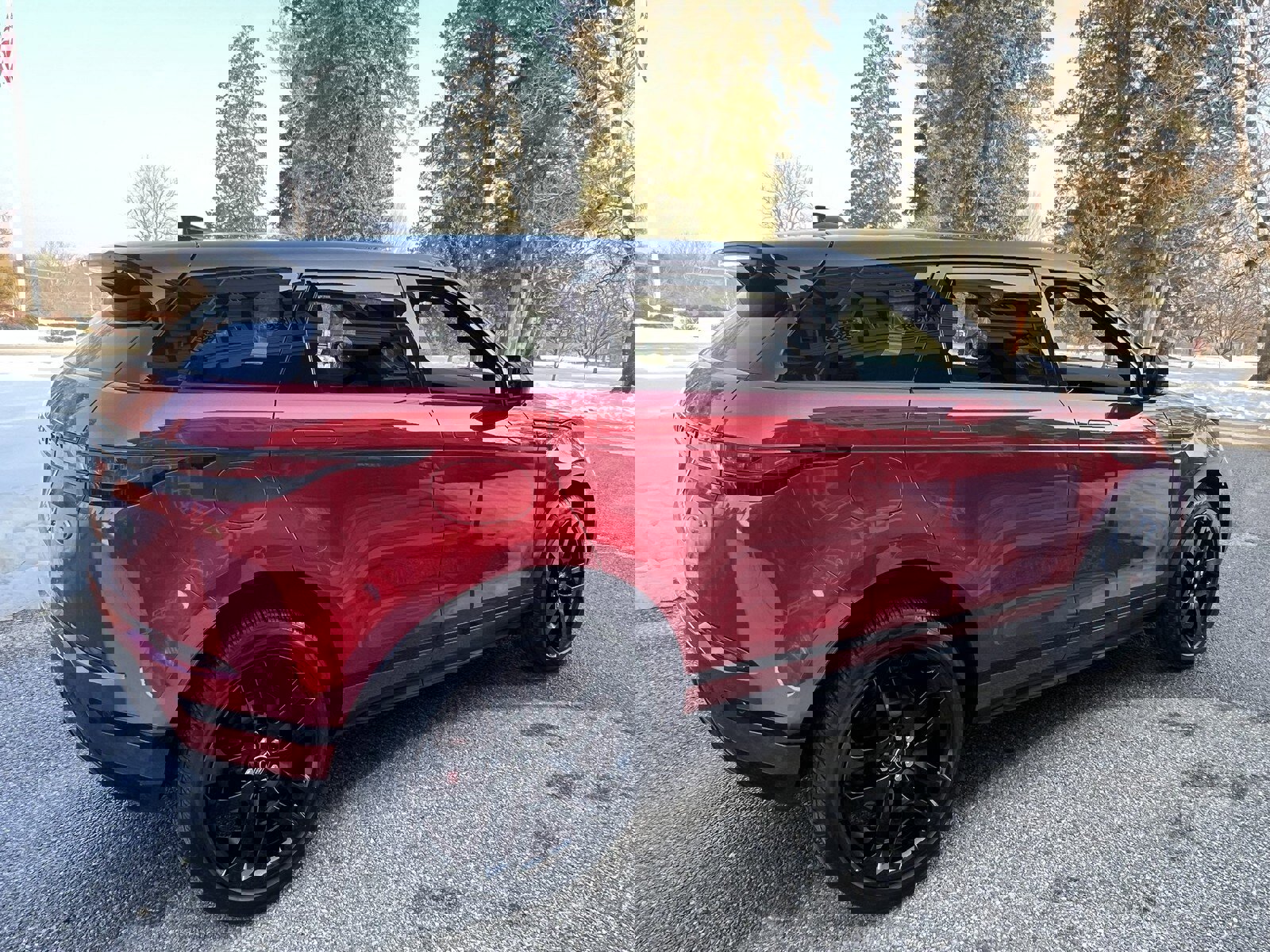 Used 2023 Land Rover Range Rover Evoque R-Dynamic SE image 11