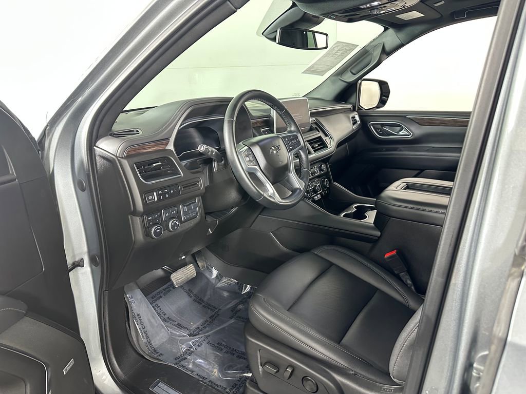 Used 2023 Chevrolet Tahoe Z71 w/ Max Trailering Package AWD/4WD image 16