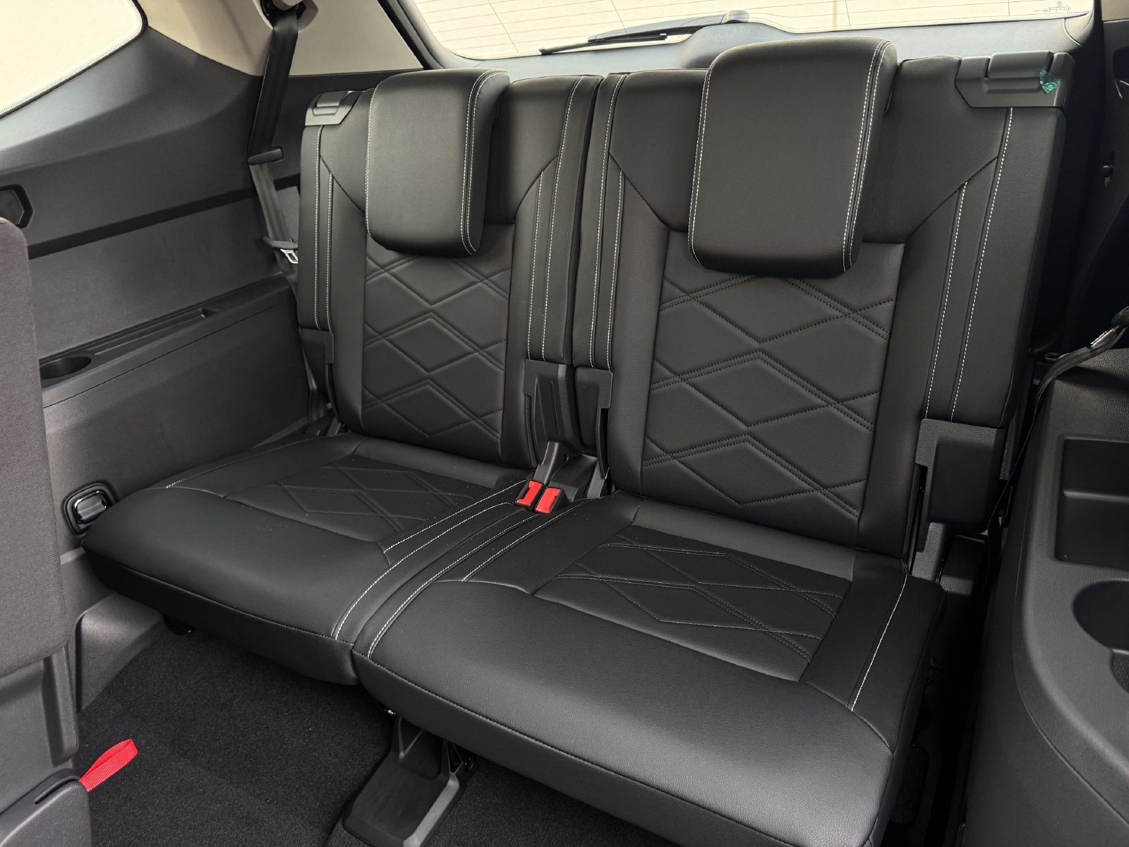 New 2026 Volkswagen Atlas SE FWD image 28