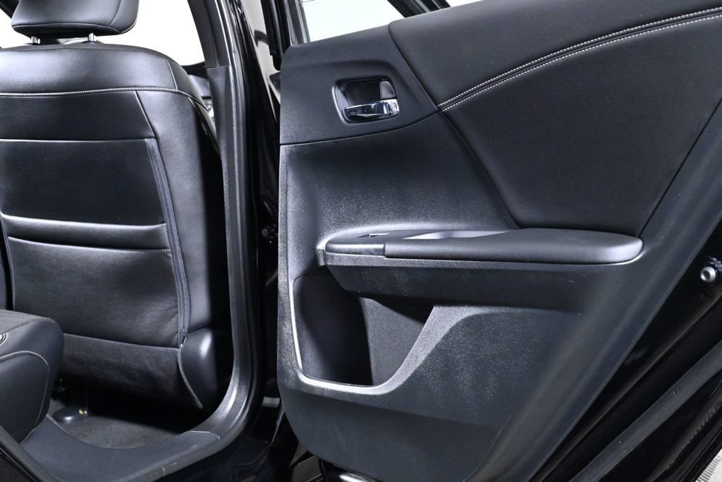 Used 2017 Honda Accord Sport image 26