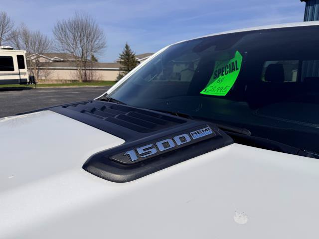 Used 2021 RAM 1500 Laramie w/ Sport Appearance Package AWD/4WD image 8