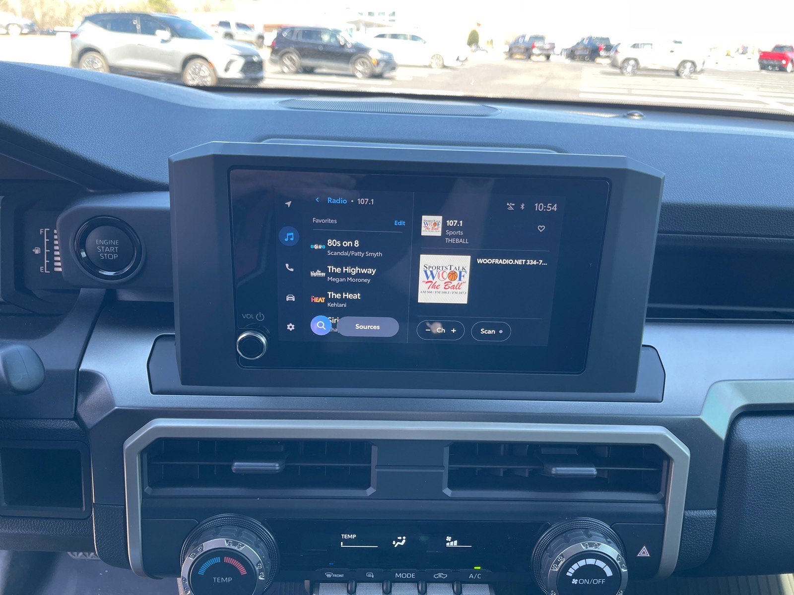 Used 2025 Toyota Tacoma SR5 image 5