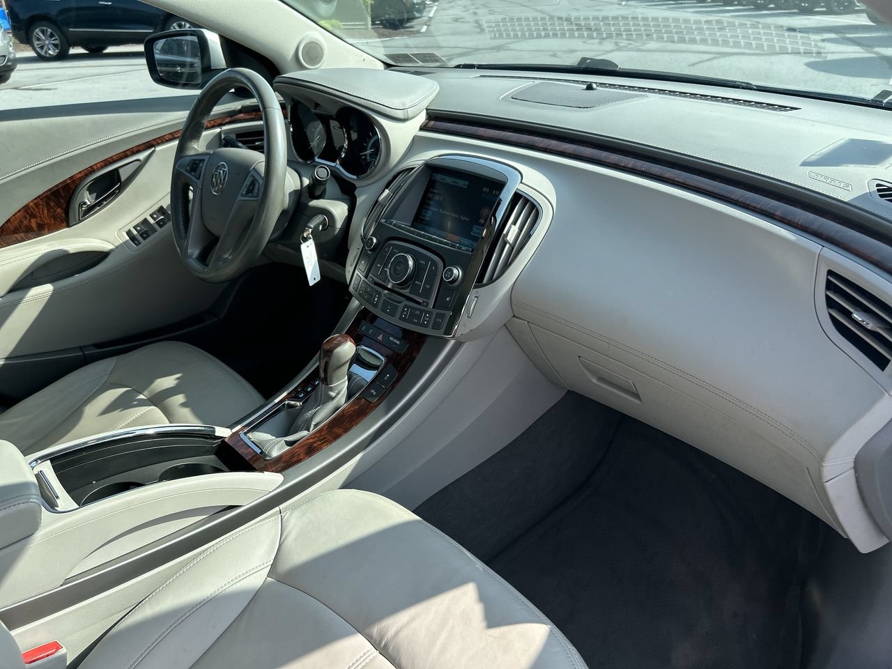 Used 2013 Buick LaCrosse Leather FWD image 14