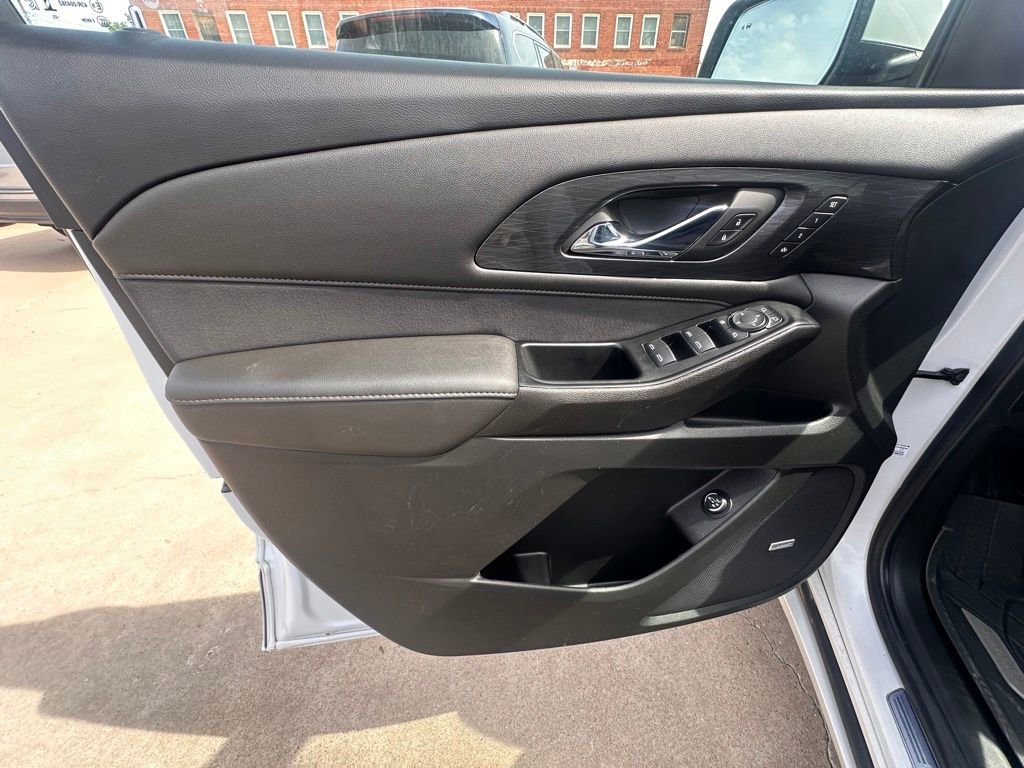 Used 2023 Chevrolet Traverse High Country w/ LPO, Floor Liner Package FWD image 12