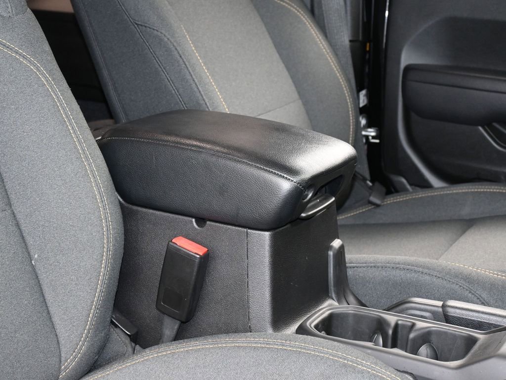 Used 2024 Jeep Wrangler Sport S image 32