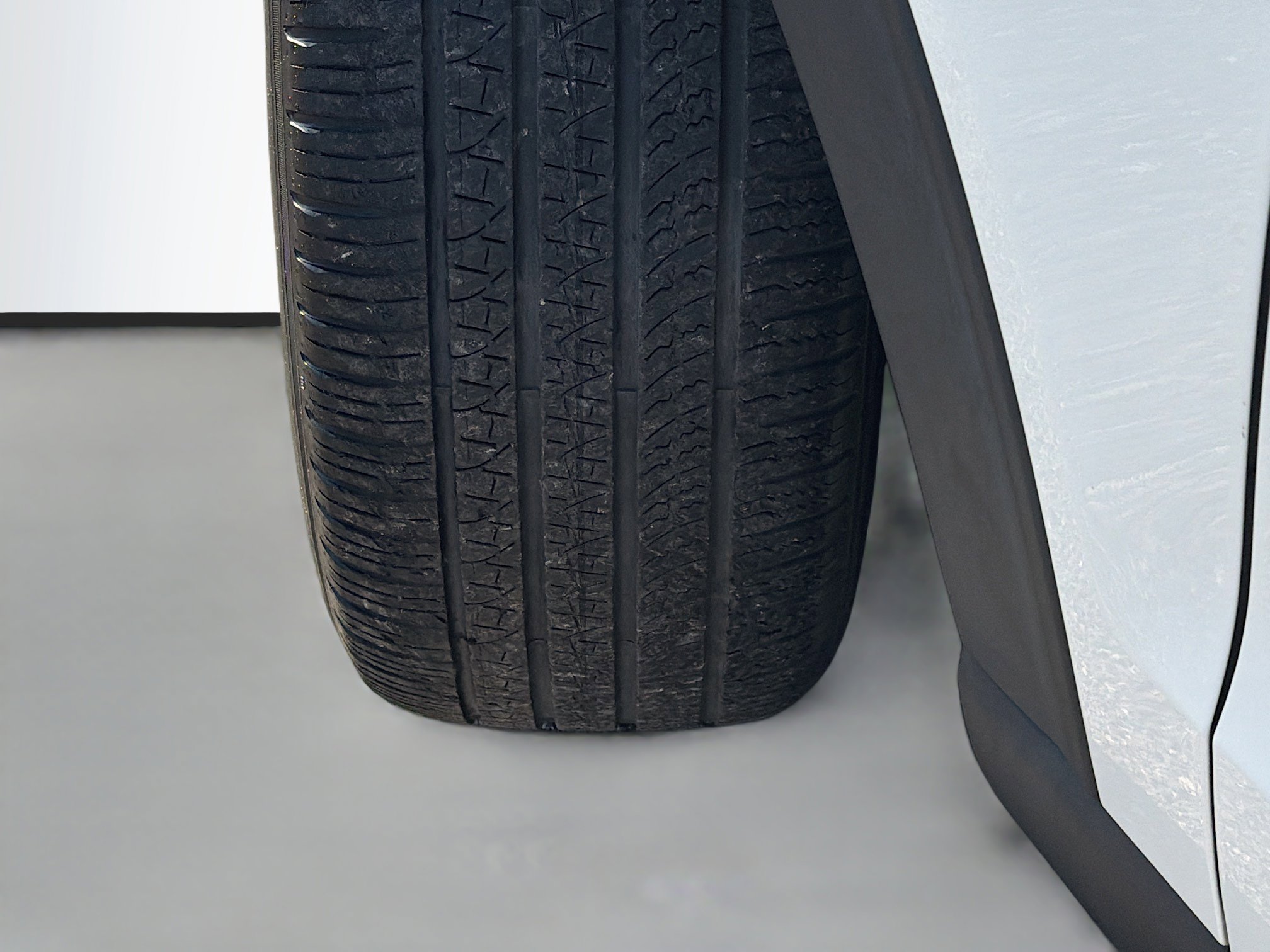 Used 2022 Ford Explorer XLT w/ Equipment Group 202A image 44