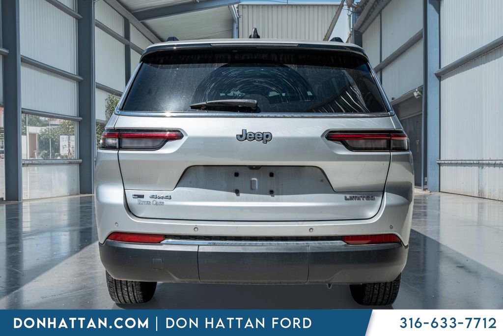 Used 2023 Jeep Grand Cherokee L Limited AWD/4WD image 32