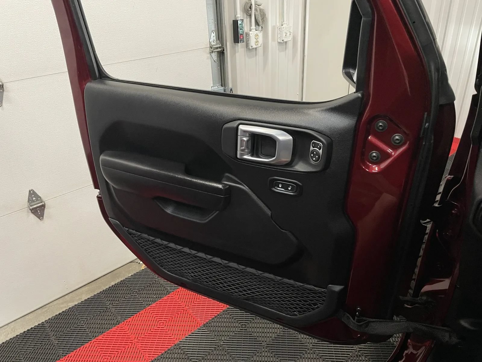 Used 2021 Jeep Wrangler Unlimited Sport AWD/4WD image 29