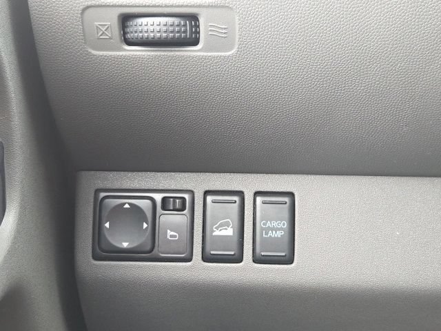 Used 2014 Nissan Frontier SV AWD/4WD image 22