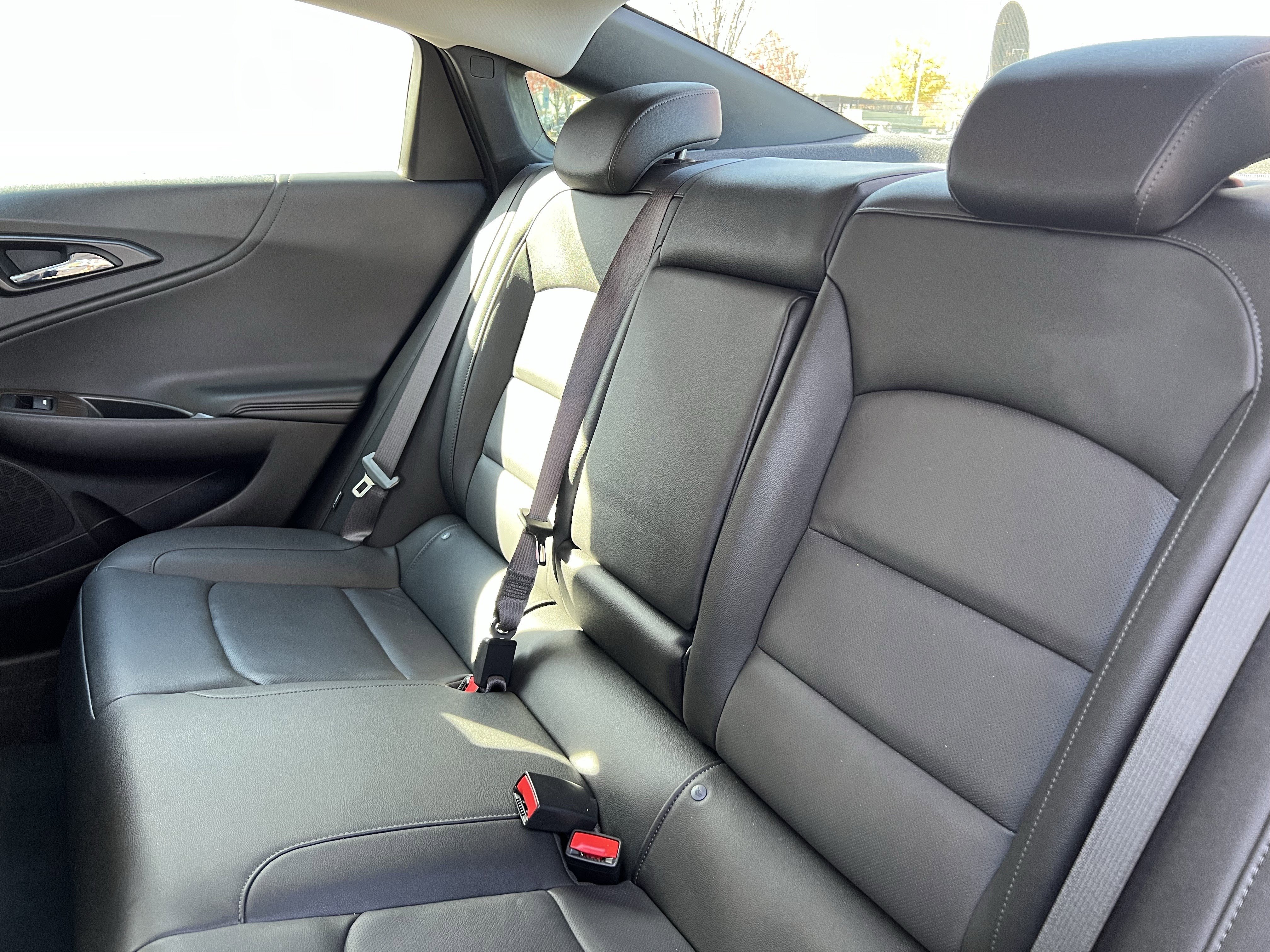 Used 2023 Chevrolet Malibu LT image 33