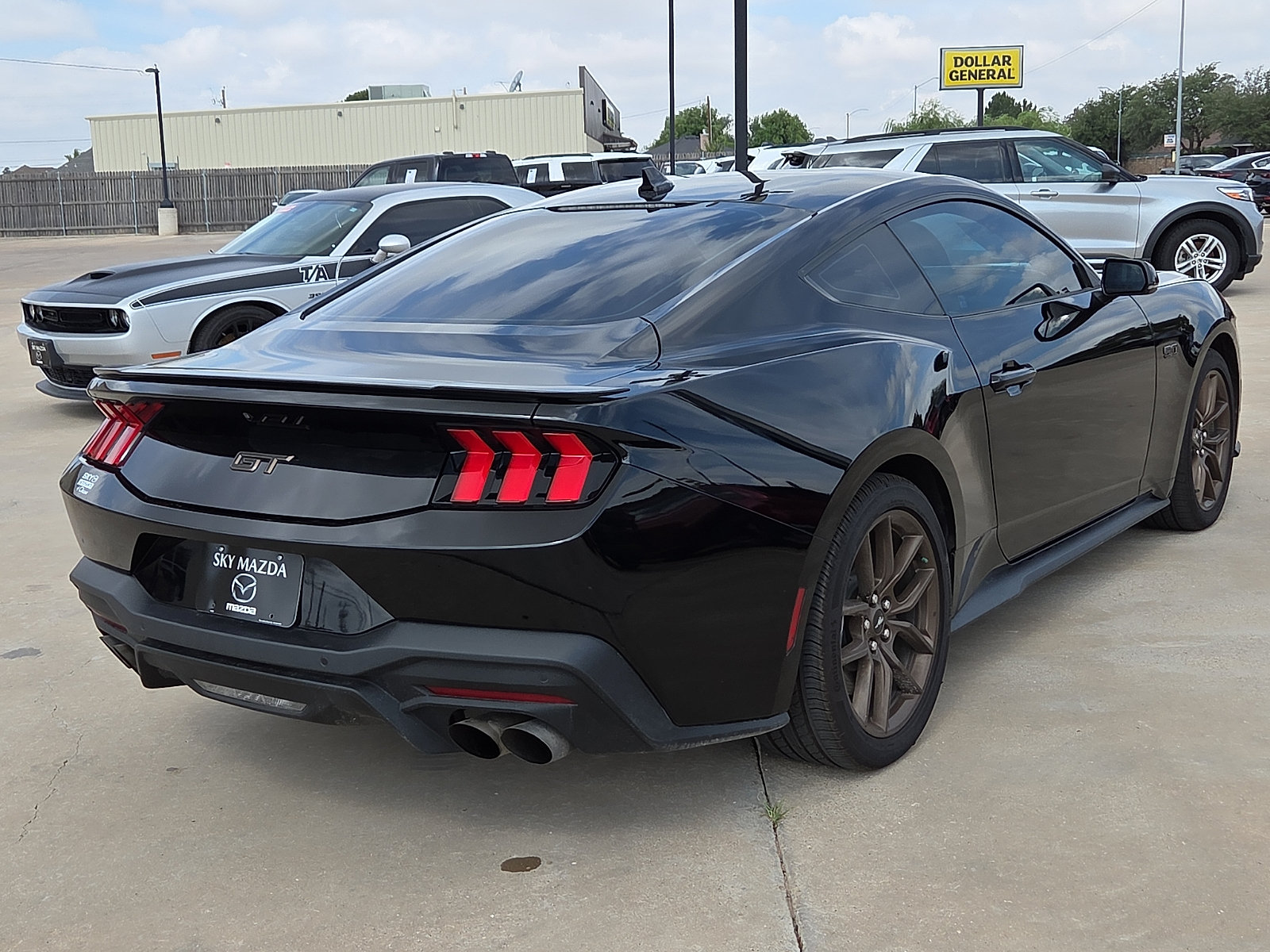Used 2025 Ford Mustang GT Premium RWD image 7