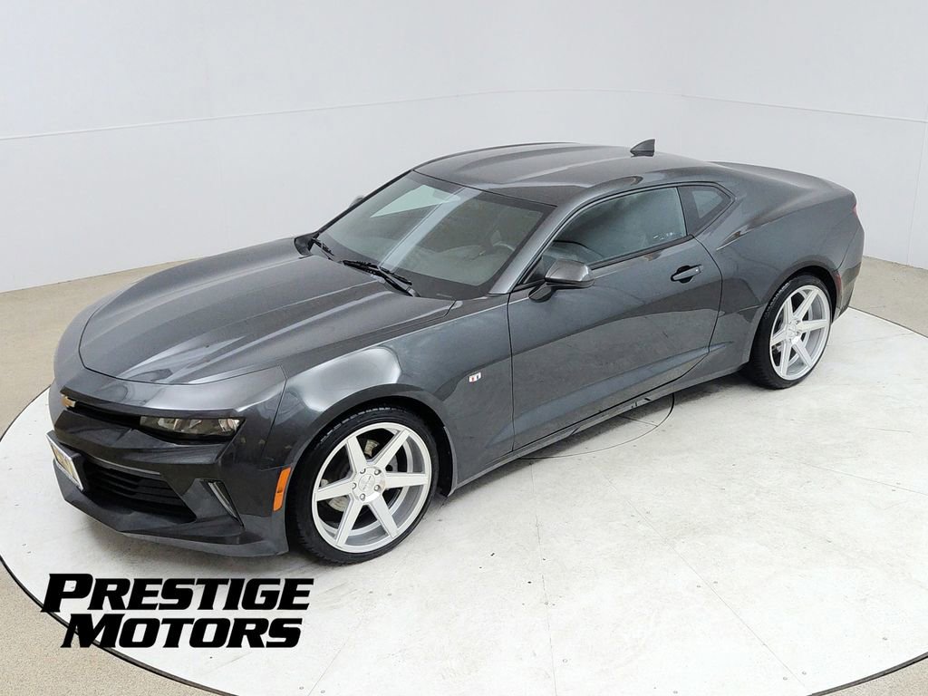 Used 2016 Chevrolet Camaro LT RWD image 15
