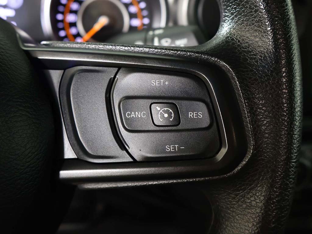 Used 2022 Jeep Gladiator Sport image 36