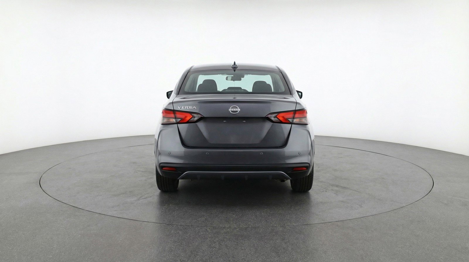 Used 2025 Nissan Versa SV image 7