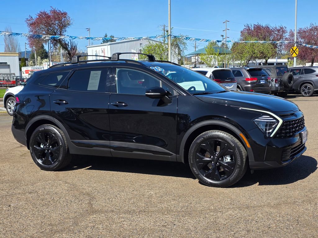 Used 2025 Kia Sportage X-Line image 3
