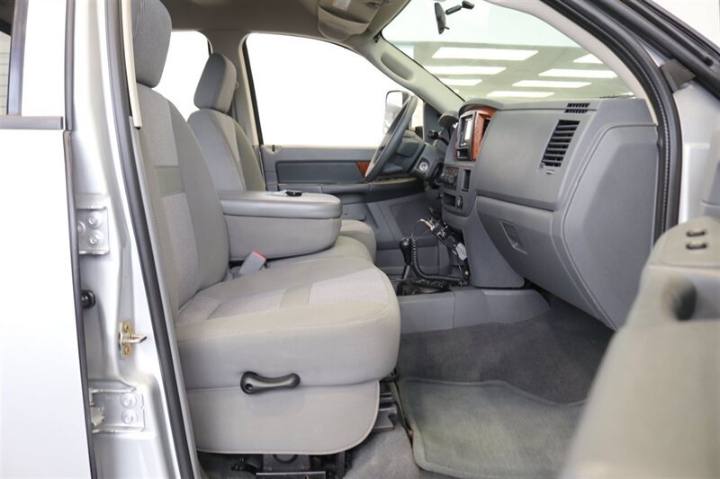 Used 2006 Dodge Ram 3500 Truck SLT w/ Quad Cab Big Horn Value Group AWD/4WD image 75