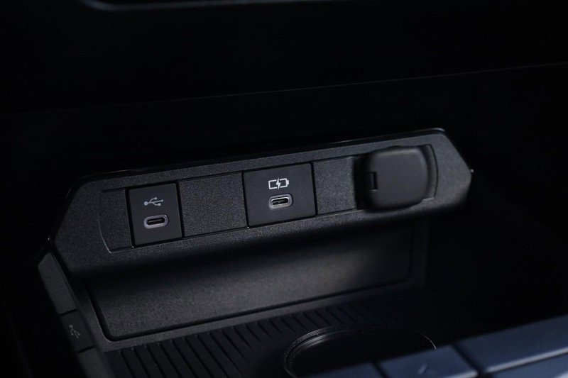 New 2026 Toyota Prius XLE image 15