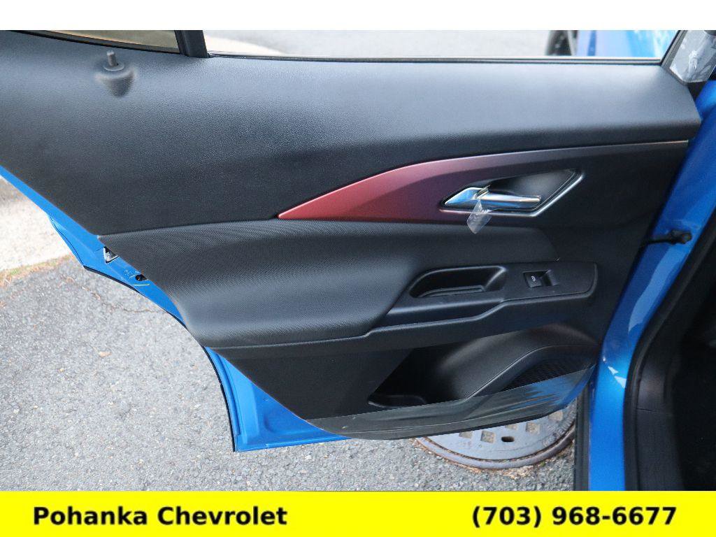 New 2026 Chevrolet Equinox EV RS FWD image 24