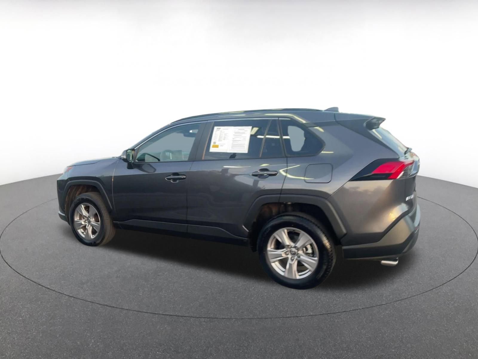 Used 2025 Toyota RAV4 XLE w/ Convenience Package image 10