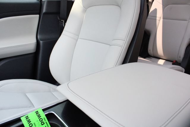 New 2026 Lincoln Aviator AWD image 18