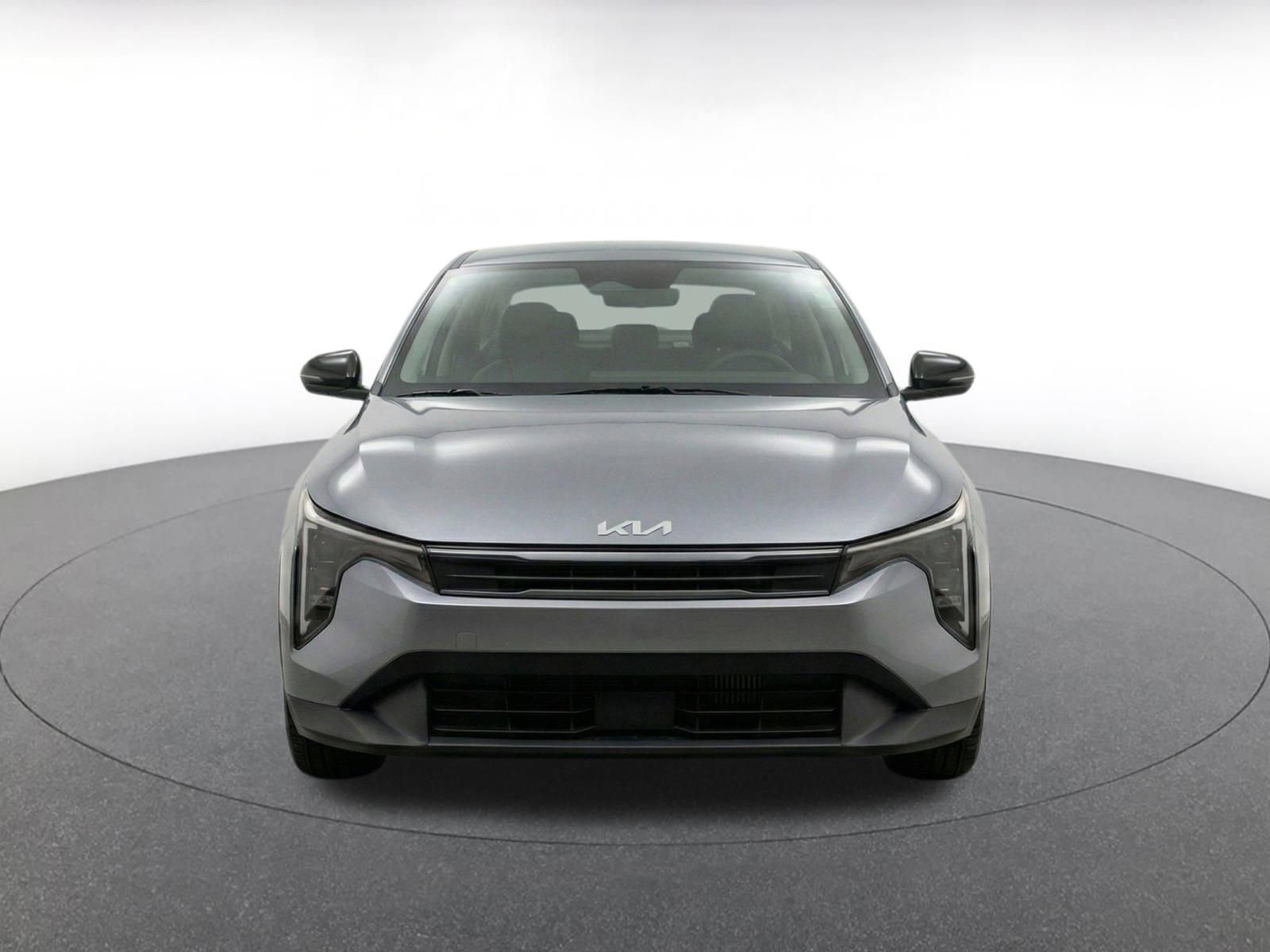 Used 2025 Kia K4 FWD image 2