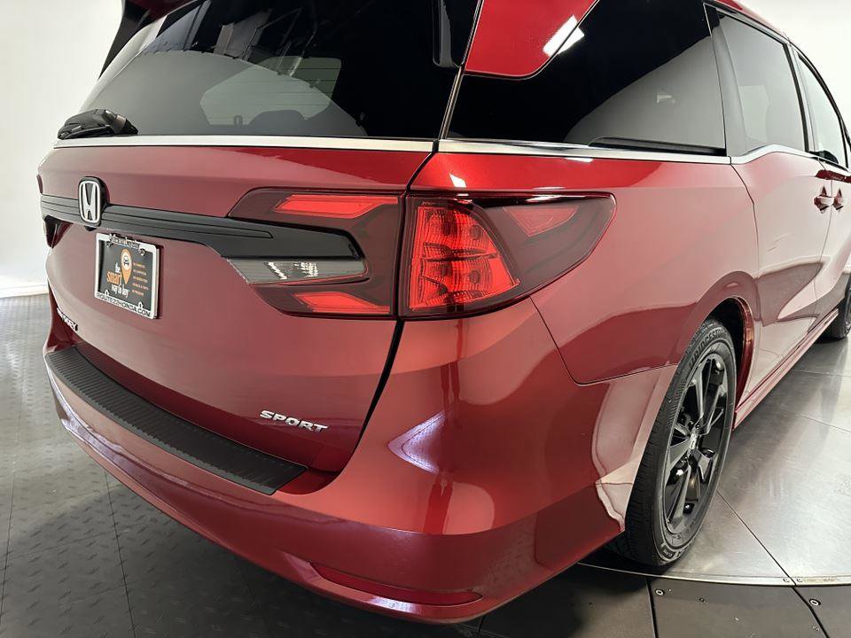 Used 2024 Honda Odyssey Sport image 14